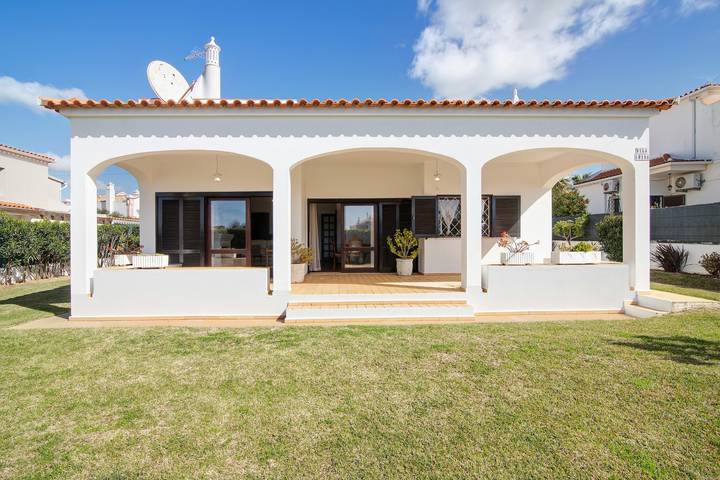 Ferienhaus für 7 Personen, mit Balkon und Garten in Albufeira - 2