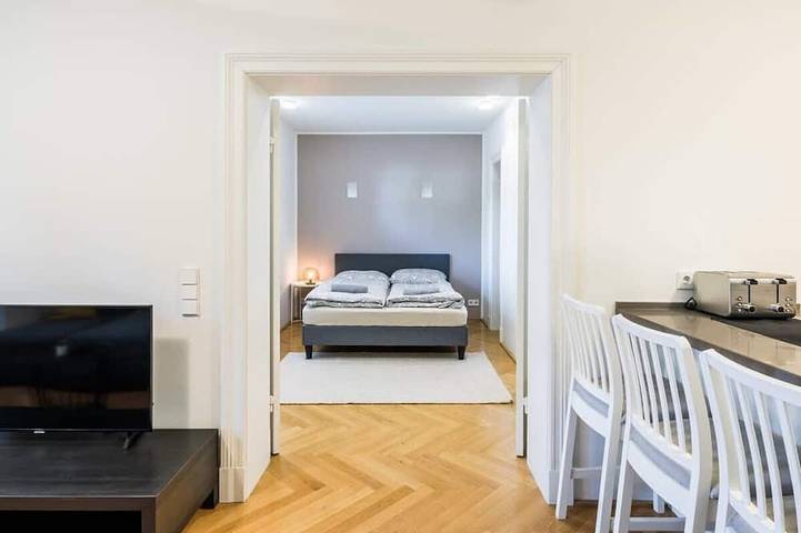 Ganze Wohnung, Modern Apartment in Rotherbaum for up to 5 Guests in Hamburg Rotherbaum, Hamburg