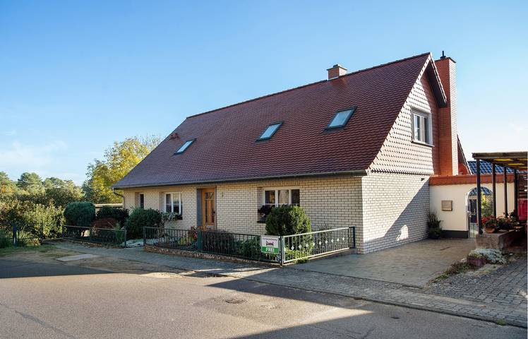 Ferienwohnung für 4 Personen, mit Garten in Neustrelitz - 3