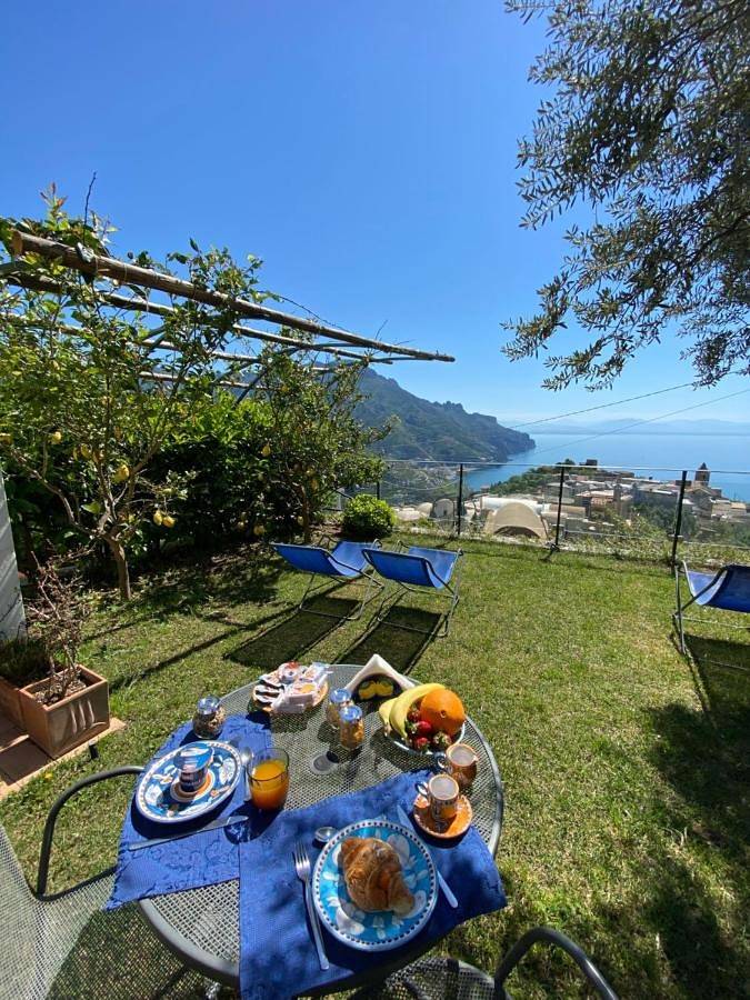 Chambre d’hôte pour 2 personnes, avec terrasse ainsi que jacuzzi et jardin à Ravello - 4