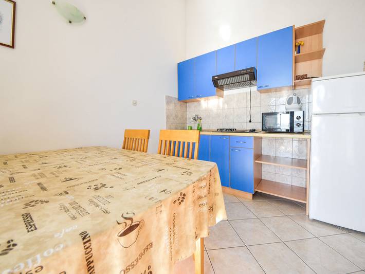 Ferienwohnung für 4 Personen, mit Terrasse und Garten in Zadar - 4