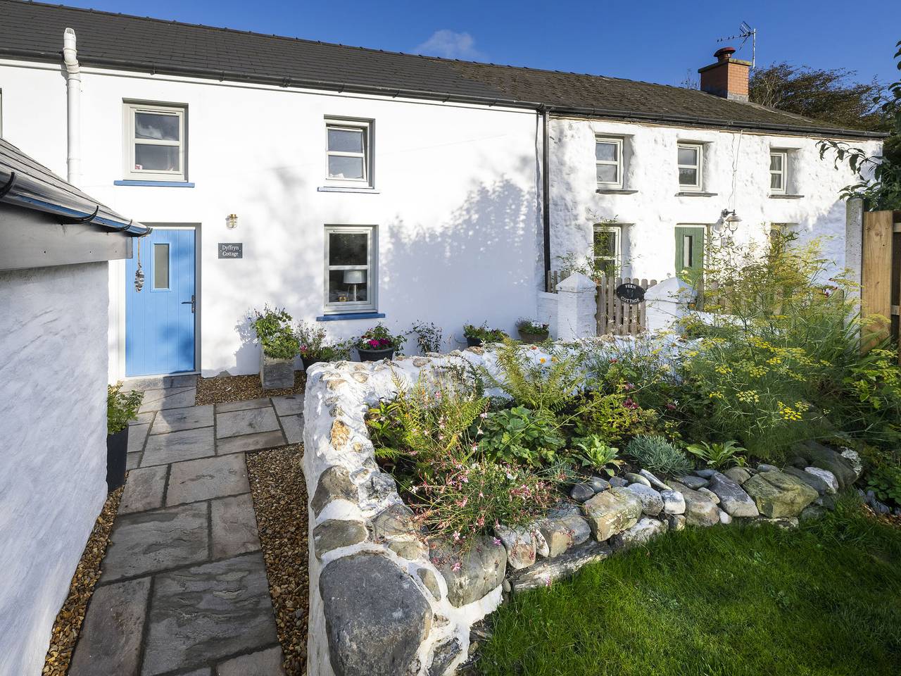 Dyffryn Cottage in Aberporth, Cardigan Bay