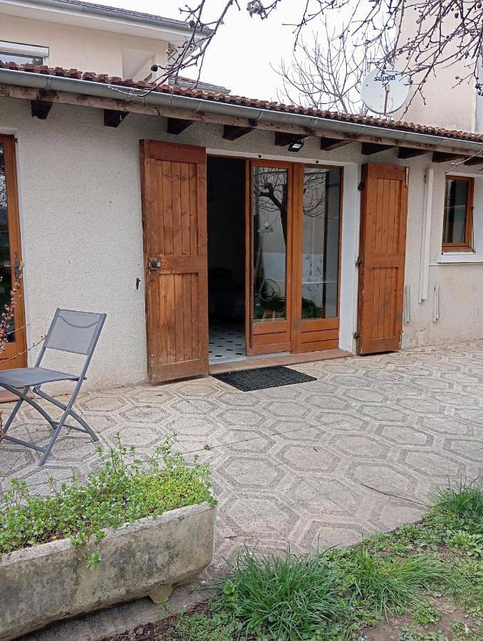 Gîte pour 4 personnes, avec jardin, animaux acceptés à Saint-Marcellin - 3