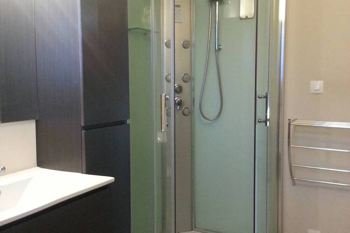 Gîte pour 4 personnes, avec jardin et piscine, animaux acceptés à Gignac-la-Nerthe - 4