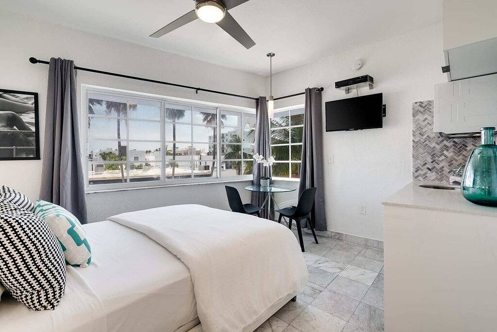 Ganze Wohnung, Best location by the Beach ! Free Wifi - Tv - All amenities in South Beach, Miami Beach