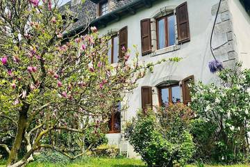 Maison de vacances pour 4 personnes, avec jardin dans le Cantal