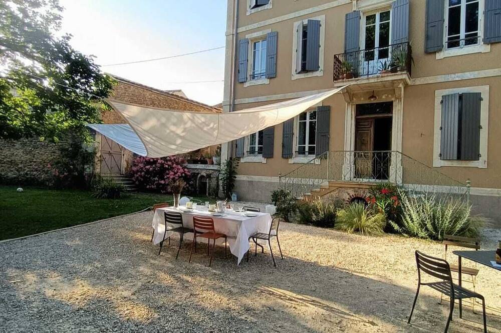 A Magnagnerie in Provence in Bouchet, Nyons region