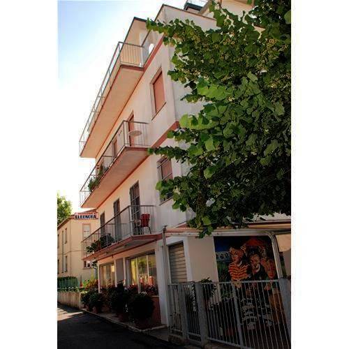 Hôtel pour 3 personnes, avec jardin et terrasse à Rimini - 2