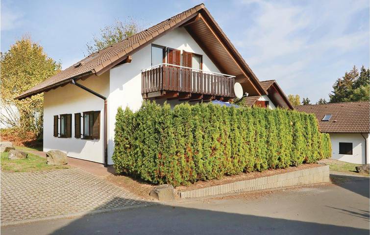 Ferienhaus für 9 Personen, mit Garten und Terrasse sowie Sauna in Kirchheim