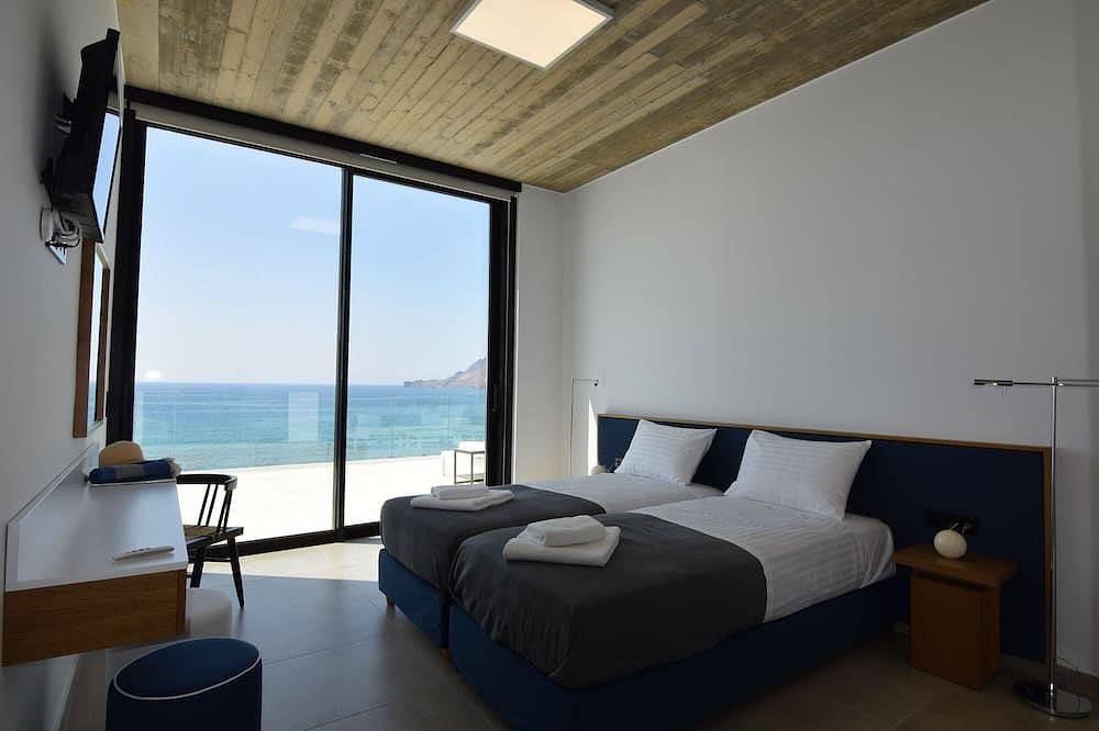 Beachfront villa nostos plakias sea view private pool in Plakias, Rethymno und Umgebung