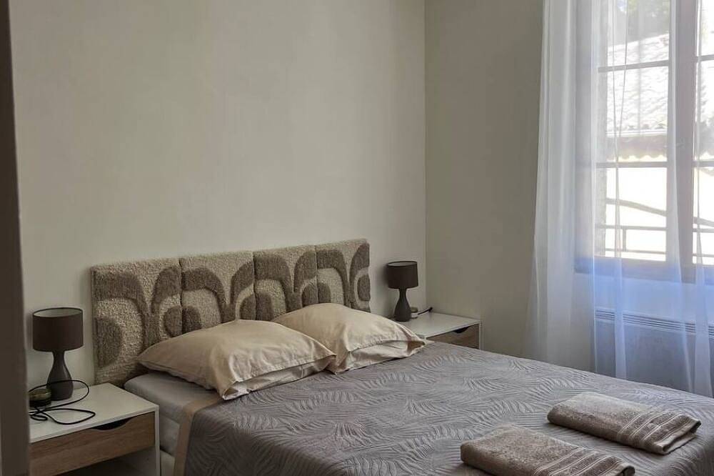 Appartement entier, Appartement T3 de Charme au Cœur de Provence in Salernes, Région de Draguignan