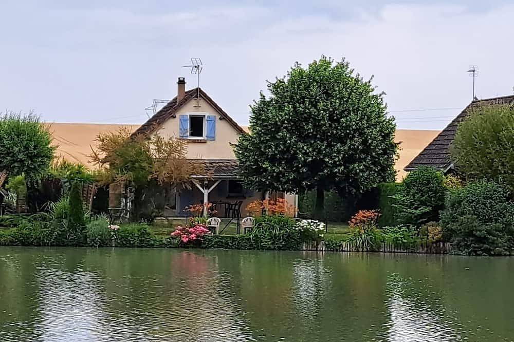 La maison de l'étang - 2 lits - wifi- jardin in Saint-Georges-sur-Arnon, Issoudun und Umgebung