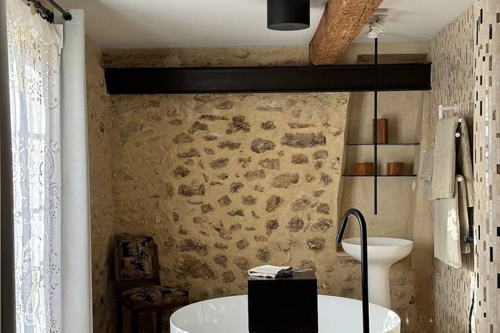 Location de vacances pour 2 personnes, avec Jardin ainsi que Piscine et Sauna à Lieuran-lès-Béziers - 3