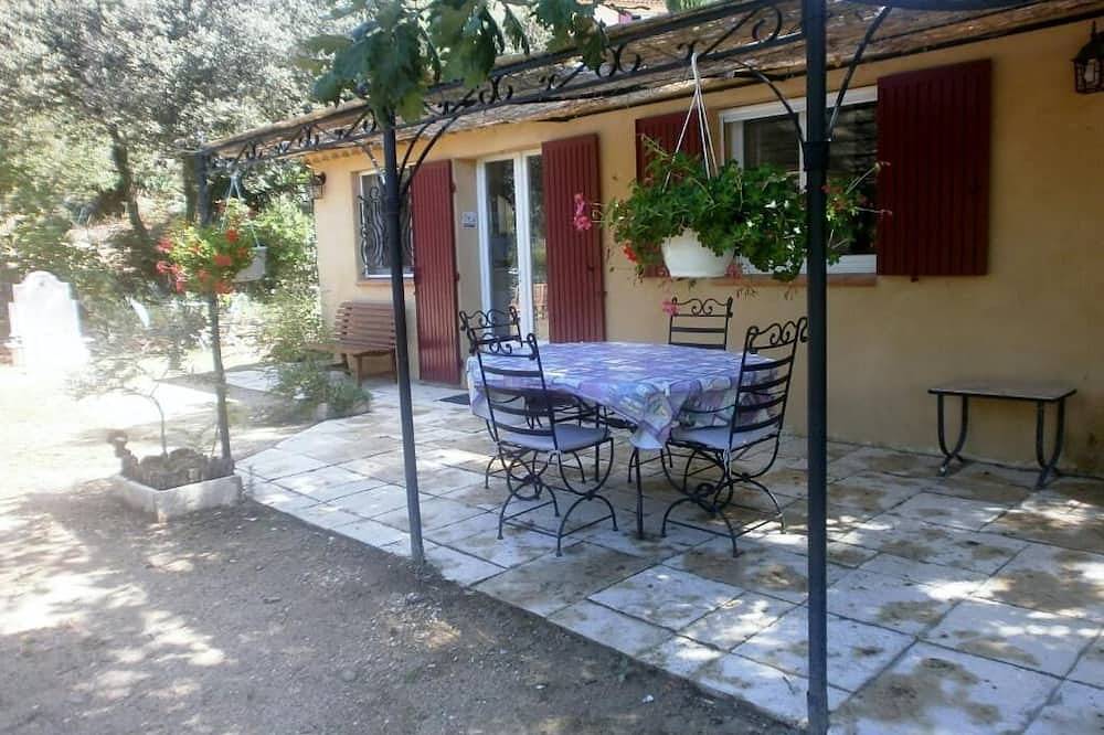 Charmante Petite Maison de Campagne in Jouques, Region de Aix-en-Provence