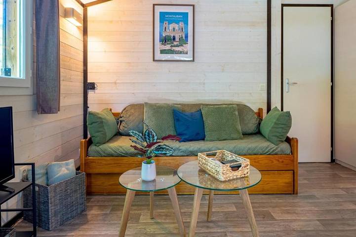Casa rural para 6 personas, con piscina además de terraza y jardín - 1