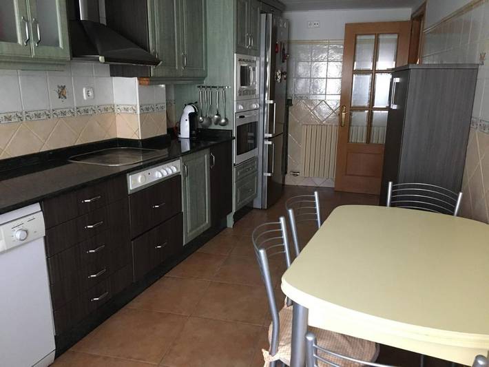 Gîte pour 8 personnes, avec balcon à Caspe - 4