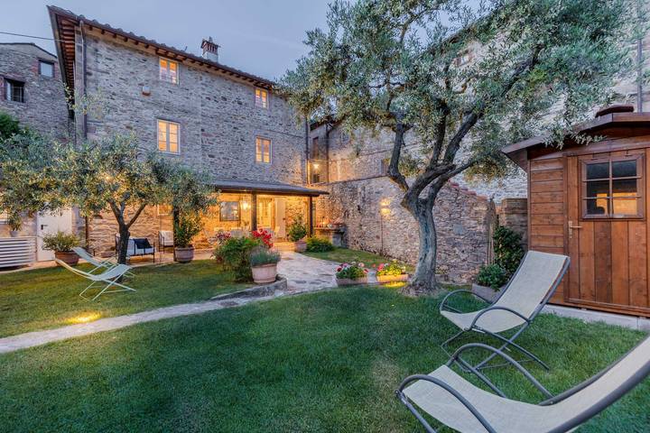 Villa per 8 persone, con Giardino a Capannori