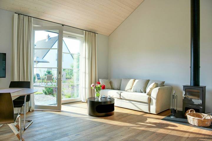 Ferienwohnung für 2 Personen, mit Terrasse und Sauna in Waabs