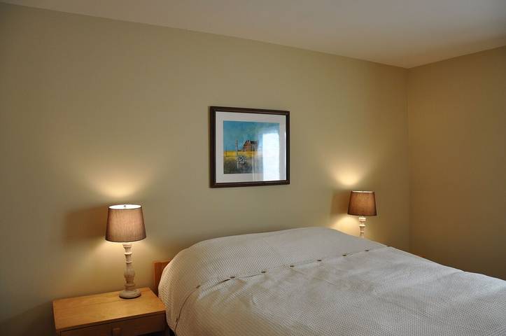 Vacation rental for 6 people, with pool and balcony in Warren