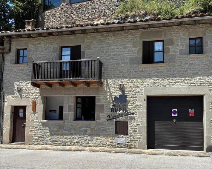 Casa rural para 8 personas, con vistas y terraza, Se admiten mascotas en Osona - 2