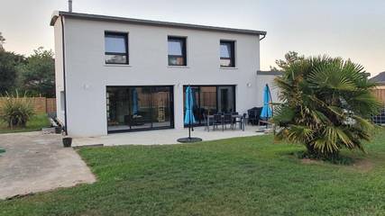 Gîte pour 6 personnes, avec jardin dans Plage du Port Morvan