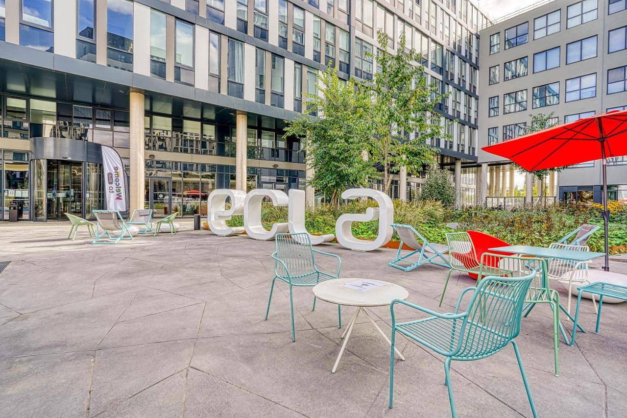 Studio Apartment in Palaiseau, Essonne