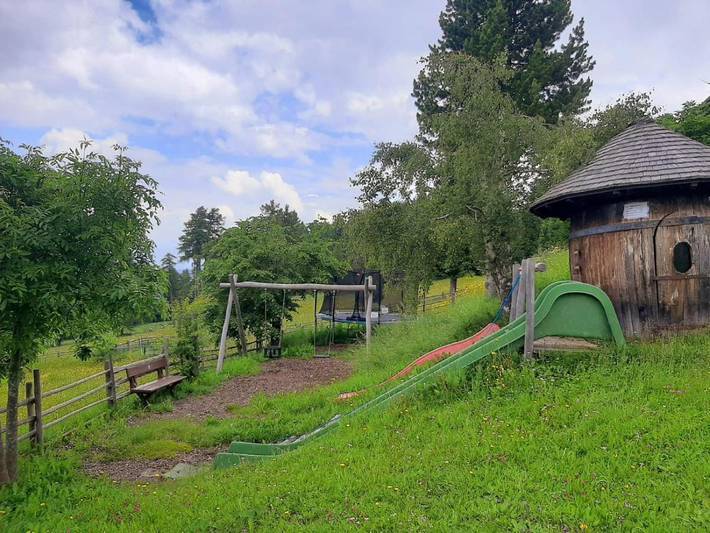 Bnb, mit Balkon und Terrasse sowie Ausblick in den Dolomiten - 4