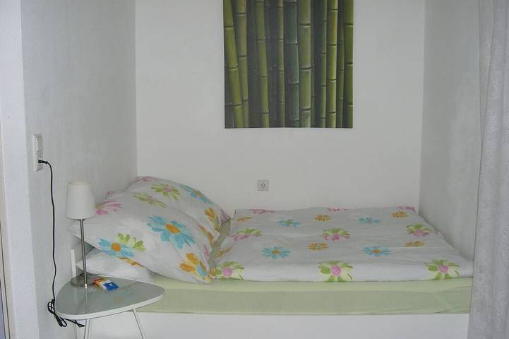 Ferienwohnung für 2 Personen, mit Terrasse in Bad Cannstatt