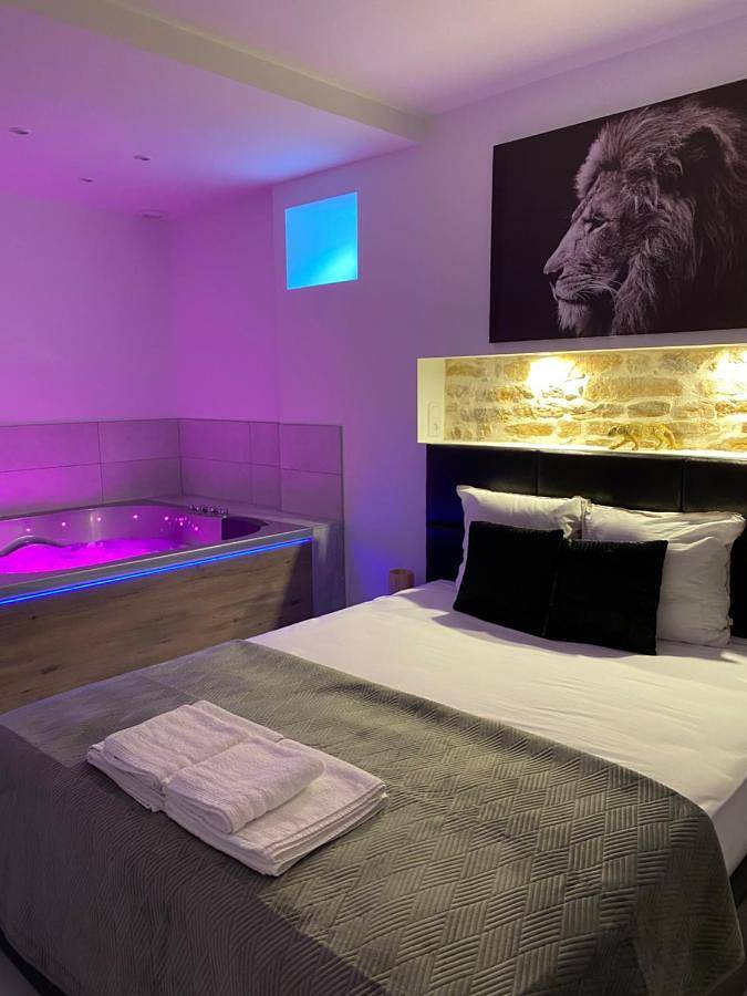 Gîte pour 2 personnes, avec jacuzzi à Beure - 2