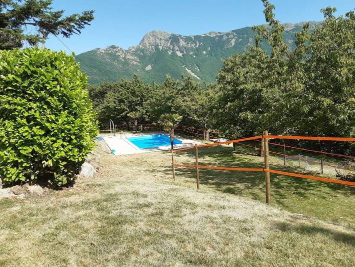 Hôtel pour 2 personnes, avec piscine et vue ainsi que jardin et sauna à Montseny - 2