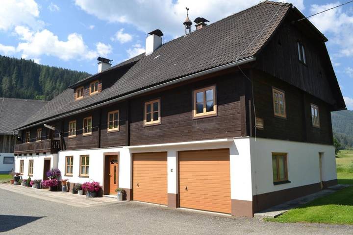 Ferienwohnung für 5 Personen, mit Garten und Ausblick