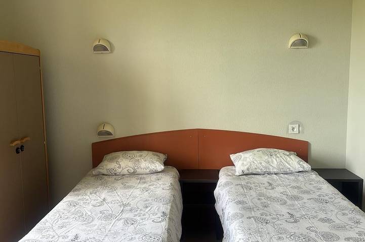 Welcome to Auberge les Clarisses with its relaxation area, communal kitchen in Gourdon, Quercy