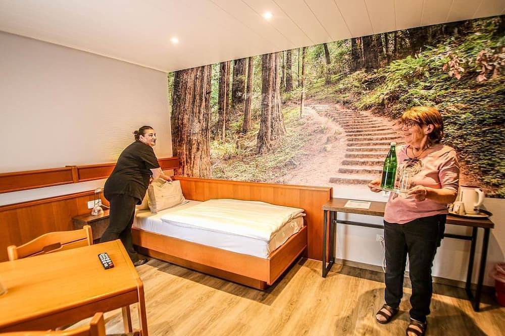 Einzelzimmer Dusche/Wc - Landhotel am Wenzelbach in Prüm, Naturpark Hohes Venn-Eifel