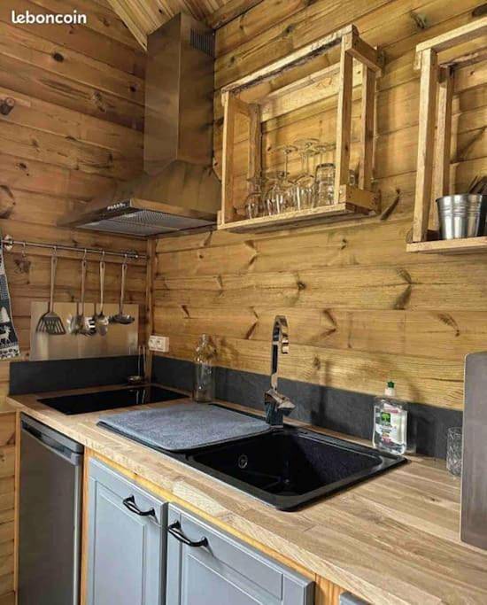 Chalet pour 2 personnes, avec sauna et jardin ainsi que vue et terrasse à Rochesson - 3