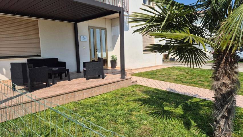Entire apartment, Meneghin House Apartment with Wi-Fi and Air Conditioning in San Zenone degli Ezzelini, Treviso Province