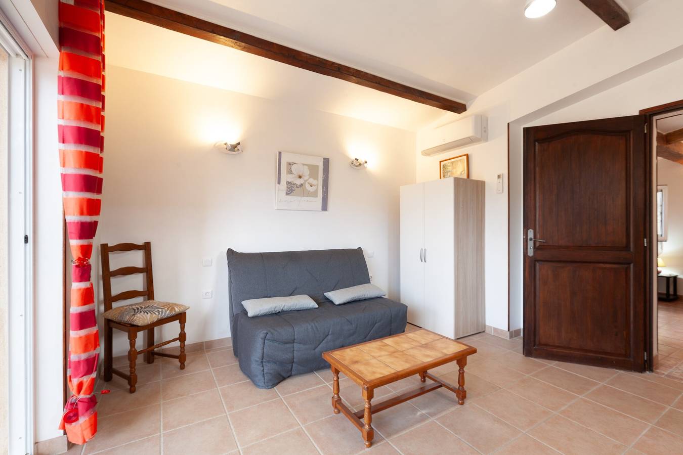 Apartamento entero, Apartamento de vacaciones Côte Bleue en La Couronne con jardín compartido, cerca de la playa in Martigues, Costa mediterránea (Francia)