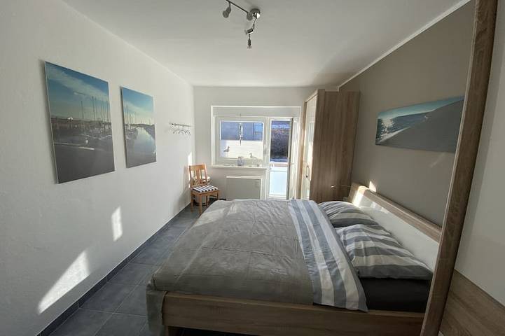 Ganze Wohnung, Diese Wohnung im Hochparterre bietet reichlich Platz für 3 Personen. in Hörnum, Sylt