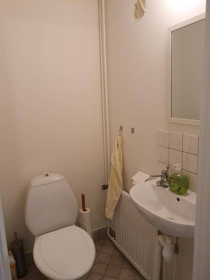 Ganze Wohnung, 50 m till bad i centrala Skärhamn in Toftenäs, Norra Västkusten