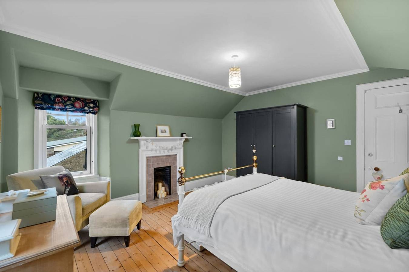 Hermitage Road, Stunning Home in the Heart of Broughty Ferry in Dundee, Angus