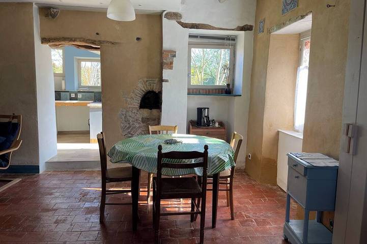 Gîte pour 3 personnes, avec jardin à Les Cerqueux-sous-Passavant