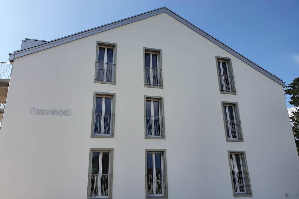 Ganze Wohnung, Exklusive Wohnung im Dachgeschoss in Subingen, Kanton Solothurn