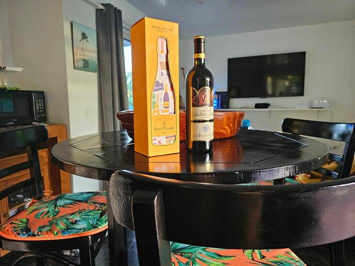 Location de vacances pour 9 personnes, avec jardin ainsi que piscine et vue dans Teahupo'o - 3