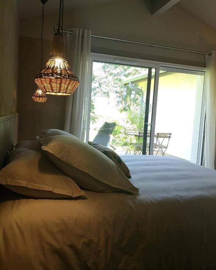 Gîte pour 2 personnes, avec jardin et vue à Saint-Sulpice-et-Cameyrac - 4