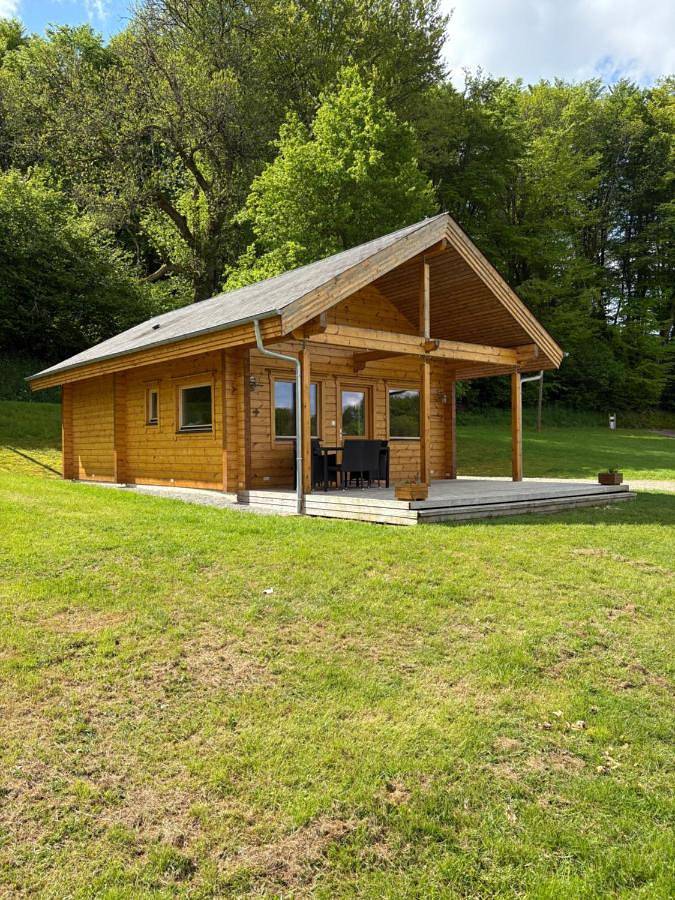 Location de vacances pour 6 personnes, avec vue et jardin à Peyrat-le-Château - 2