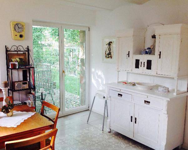 Ferienwohnung für 3 Personen, mit Terrasse und Garten sowie Ausblick in Dieburg