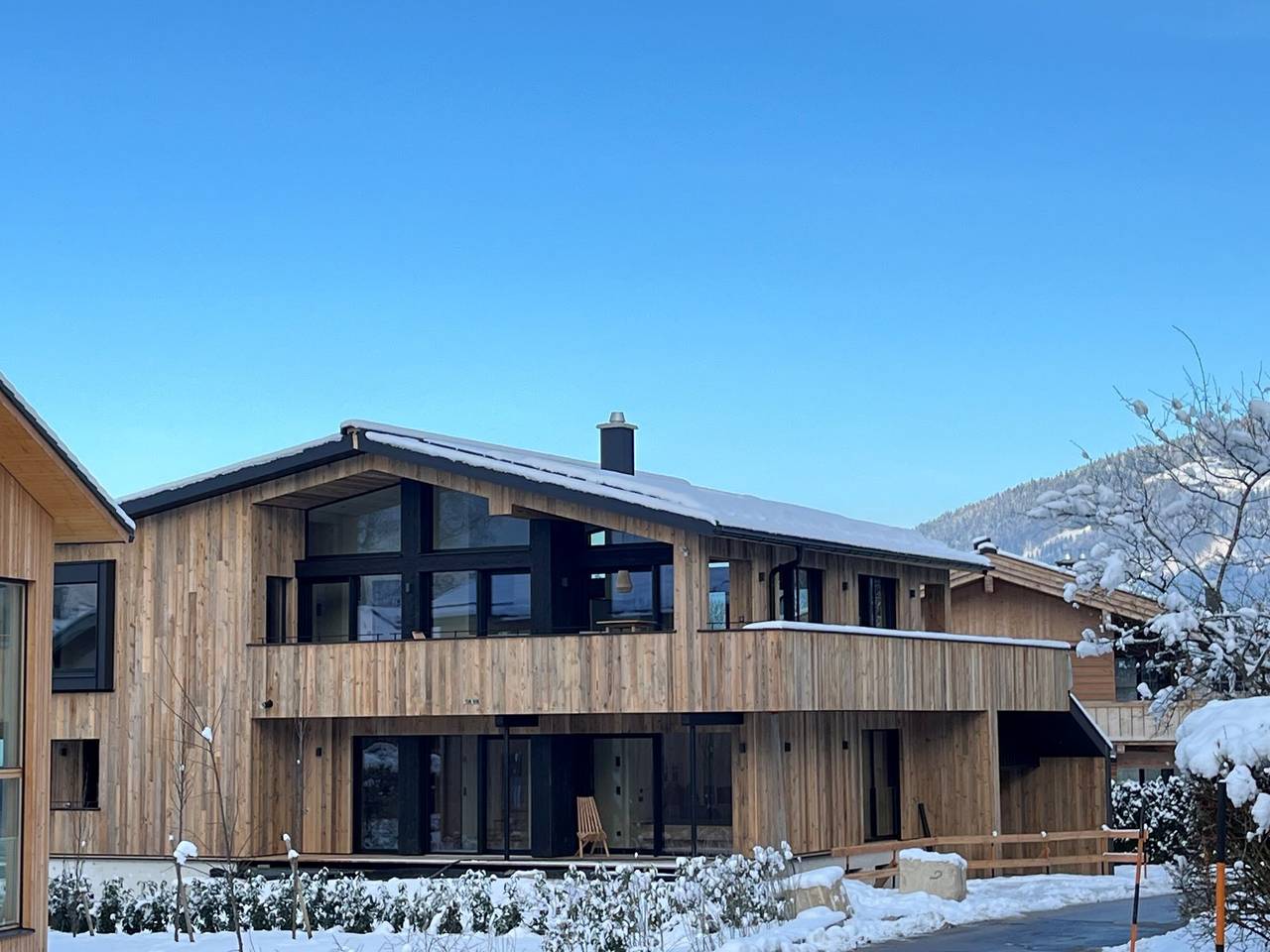 Ganze Ferienwohnung, Alpenlodges - Alpenlodges Chalet Wildeiche, 65 qm, separates Schlafzimmer, Bad, Sauna, Terrasse in Schönau am Königssee, Berchtesgadener Alpen