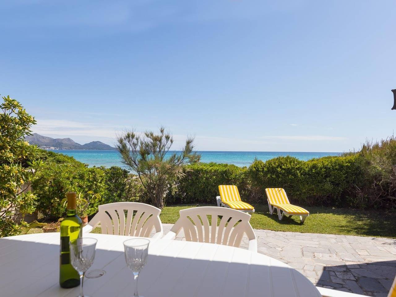 Villa Joy - Beautiful villa with garden on the beach of Platges de Muro in Playa de Muro, Muro