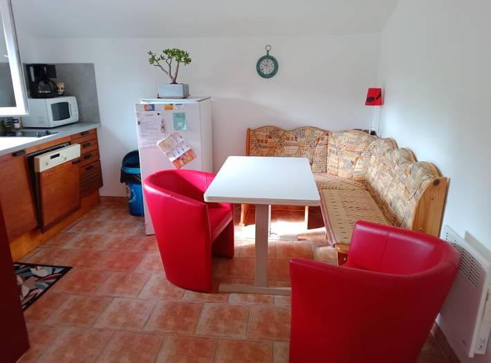Gîte pour 2 personnes, avec jardin et vue à Gourin - 2