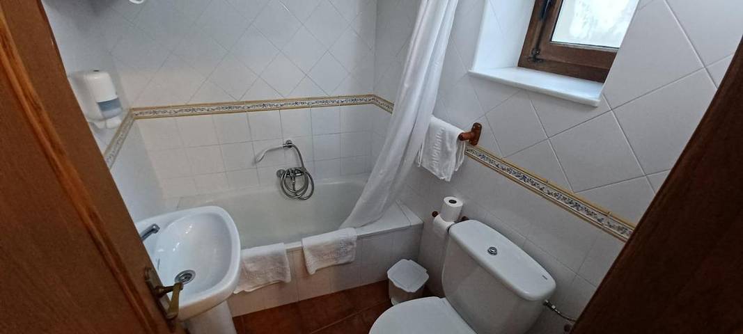 Casa rural para 3 personas, con jardín en Parque Nacional de Los Picos de Europa - 4