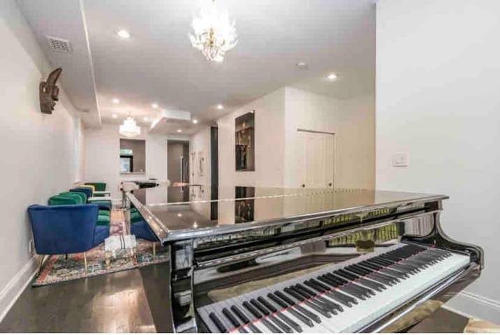 Loft voor 16 personen, with uitzicht op het meer and uitzicht as well as tuin in Chicago